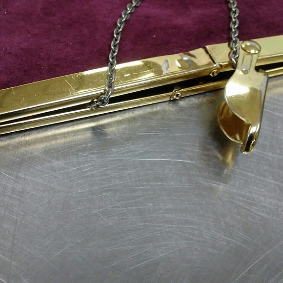 Clutch - Picture 4 of 5